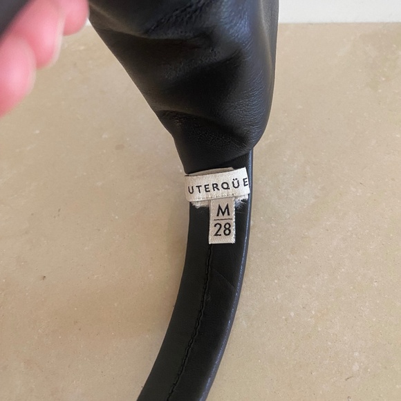Uterque Rare Modern Black Leather Headband Hair Accessory Size M/28